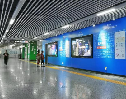 地鐵站不同區(qū)域?qū)κ覂?nèi)全彩led顯示屏要求有哪些？